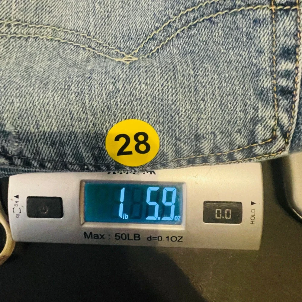 Levi's Jeans Mens 34 Blue‎ 541 Athletic Taper Distressed Denim Pants